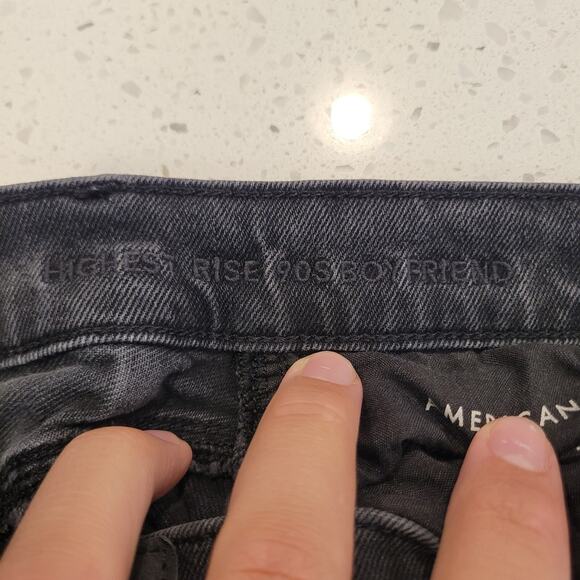 American Eagle Highest Rise 90s Boyfriend Jeans Womens 0 Distressed Black Denim - Picture 8 of 10